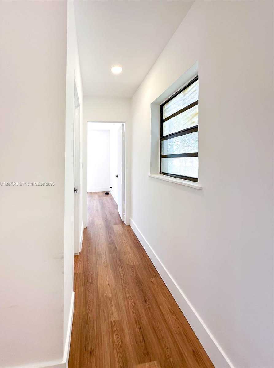 Small Image of 1255 JACKSON ST, Hollywood Number 43