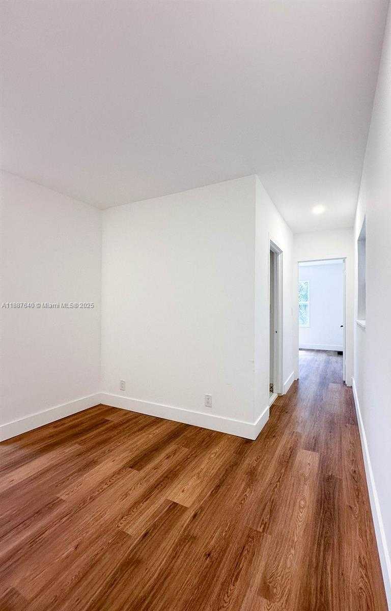 Small Image of 1255 JACKSON ST, Hollywood Number 44