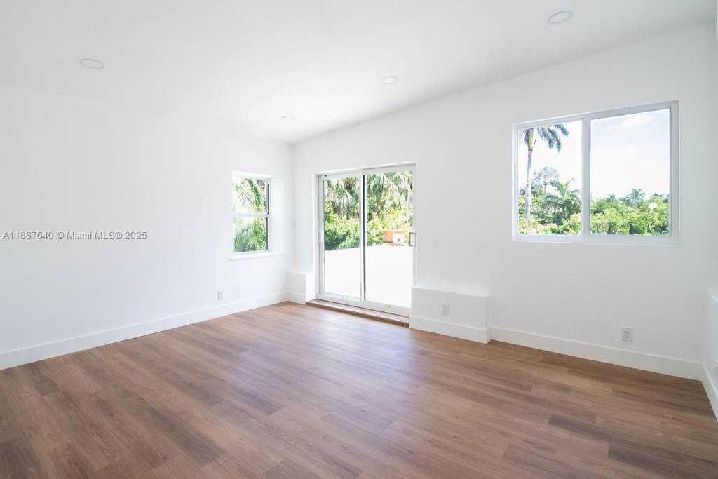 Small Image of 1255 JACKSON ST, Hollywood Number 54