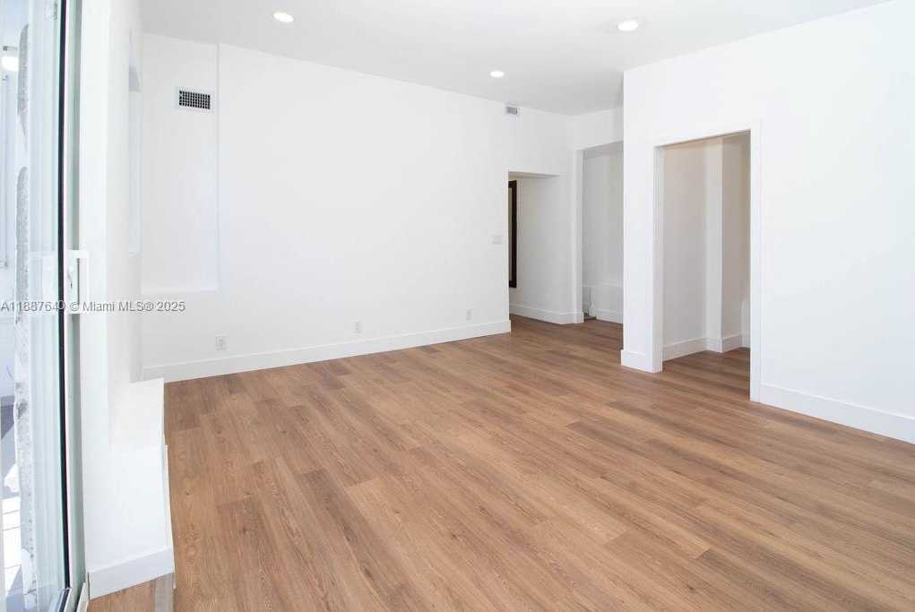 Small Image of 1255 JACKSON ST, Hollywood Number 56