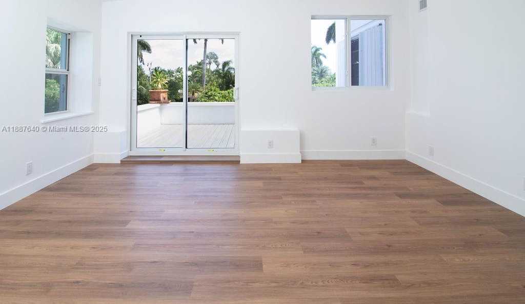 Small Image of 1255 JACKSON ST, Hollywood Number 57