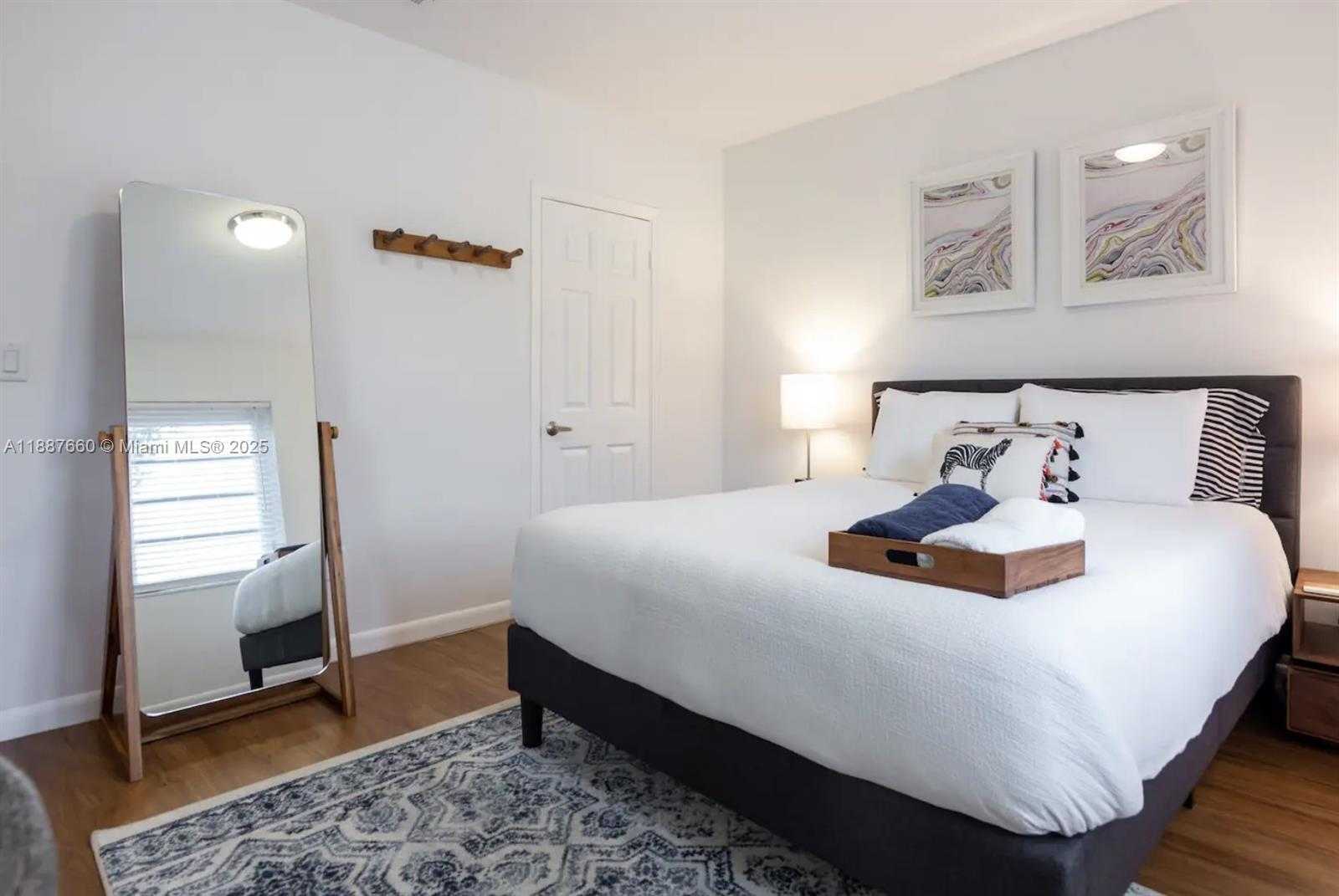 Small Image of 4765 NORTH MIAMI AVE, Miami Number 41