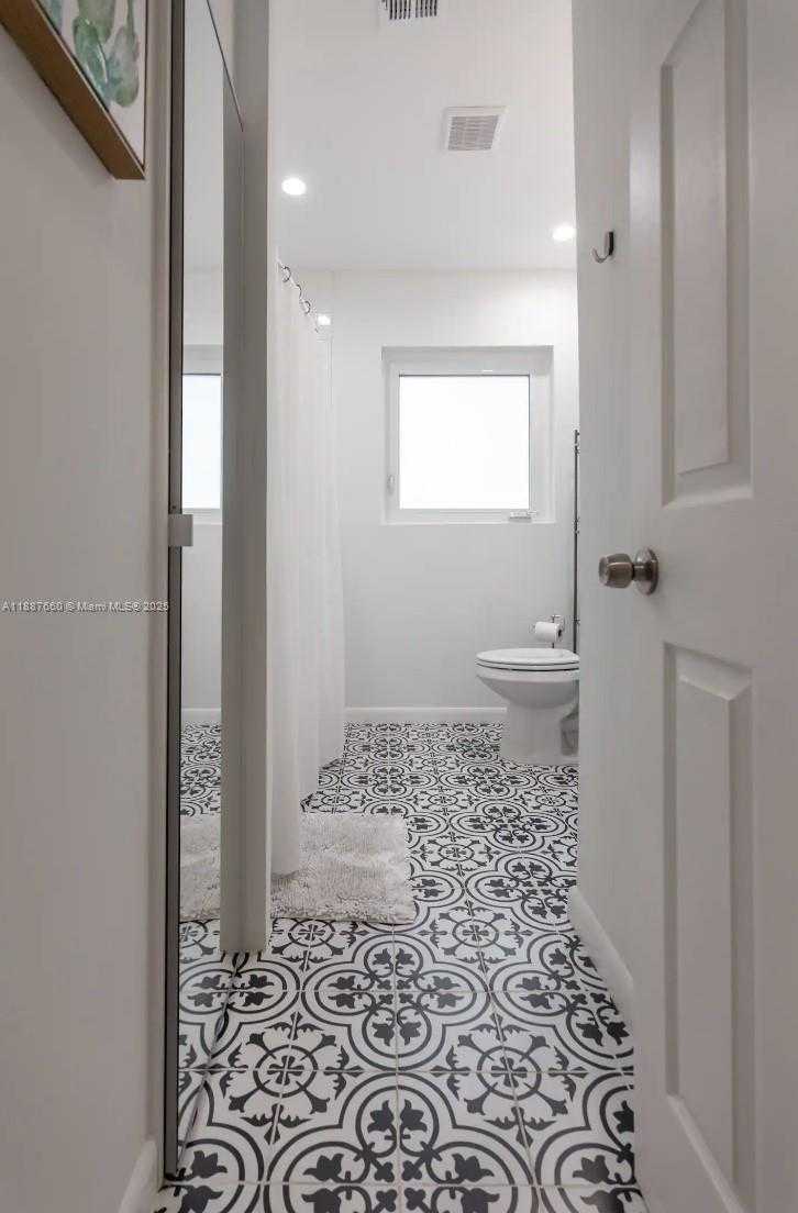 Small Image of 4765 NORTH MIAMI AVE, Miami Number 48