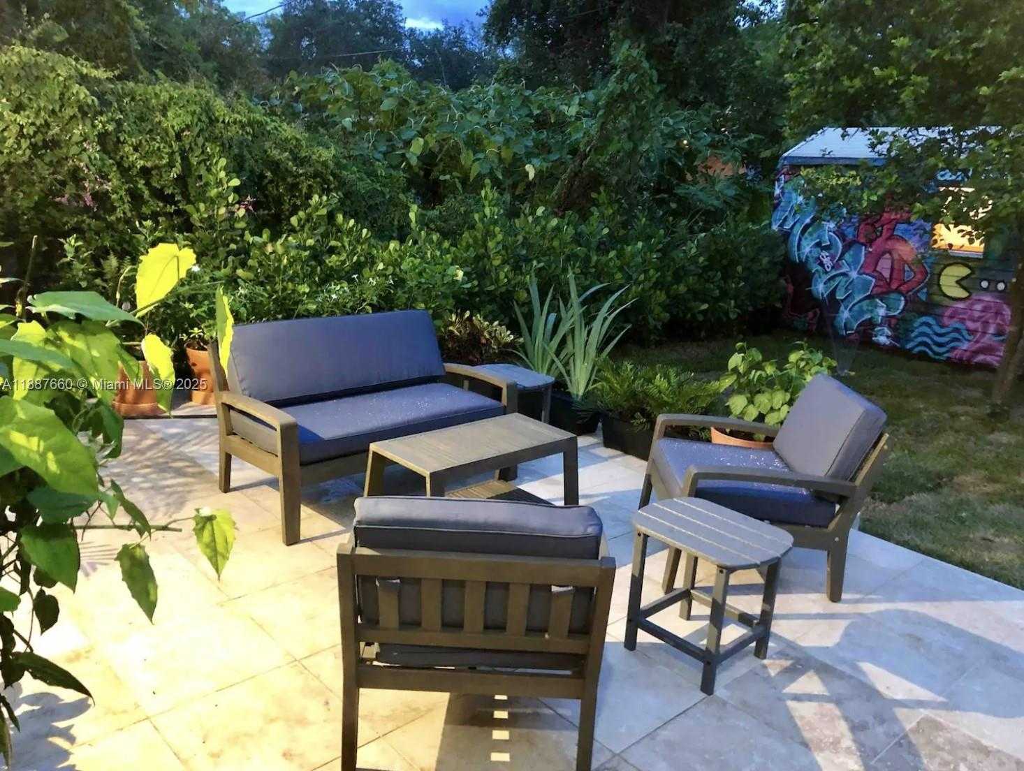Small Image of 4765 NORTH MIAMI AVE, Miami Number 6
