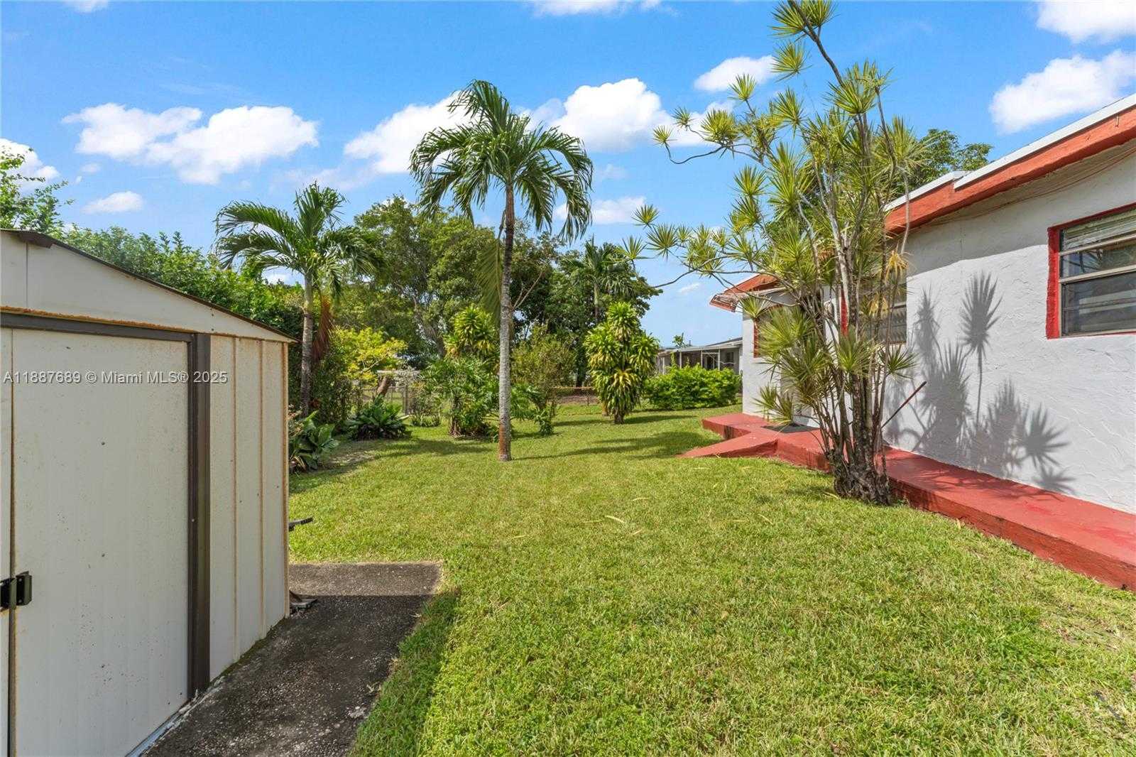 Small Image of 2250 NORTH WEST 178TH ST, Miami Gardens Number 14