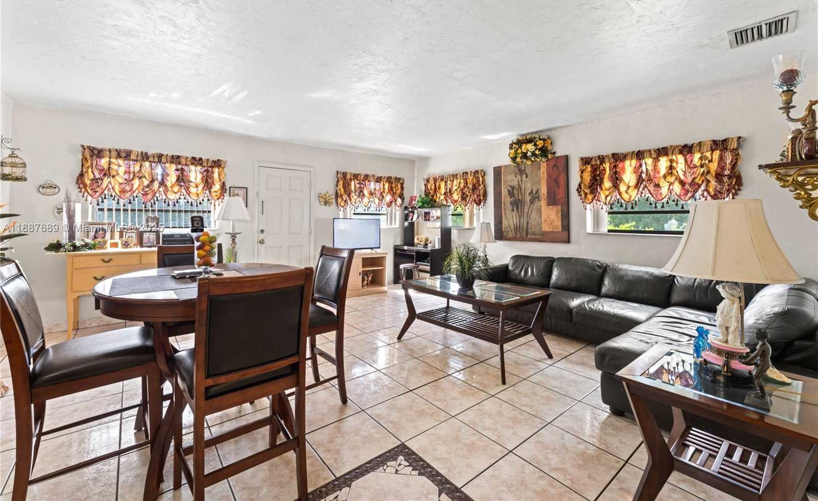 Small Image of 2250 NORTH WEST 178TH ST, Miami Gardens Number 21