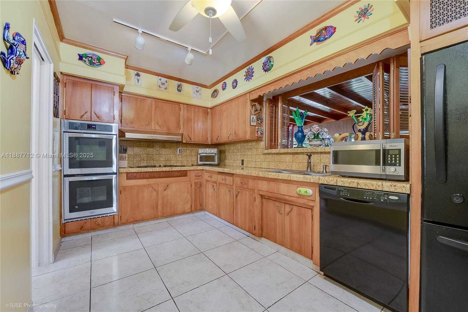 Small Image of 6650 SOUTH WEST 85TH AVE, Miami Number 14