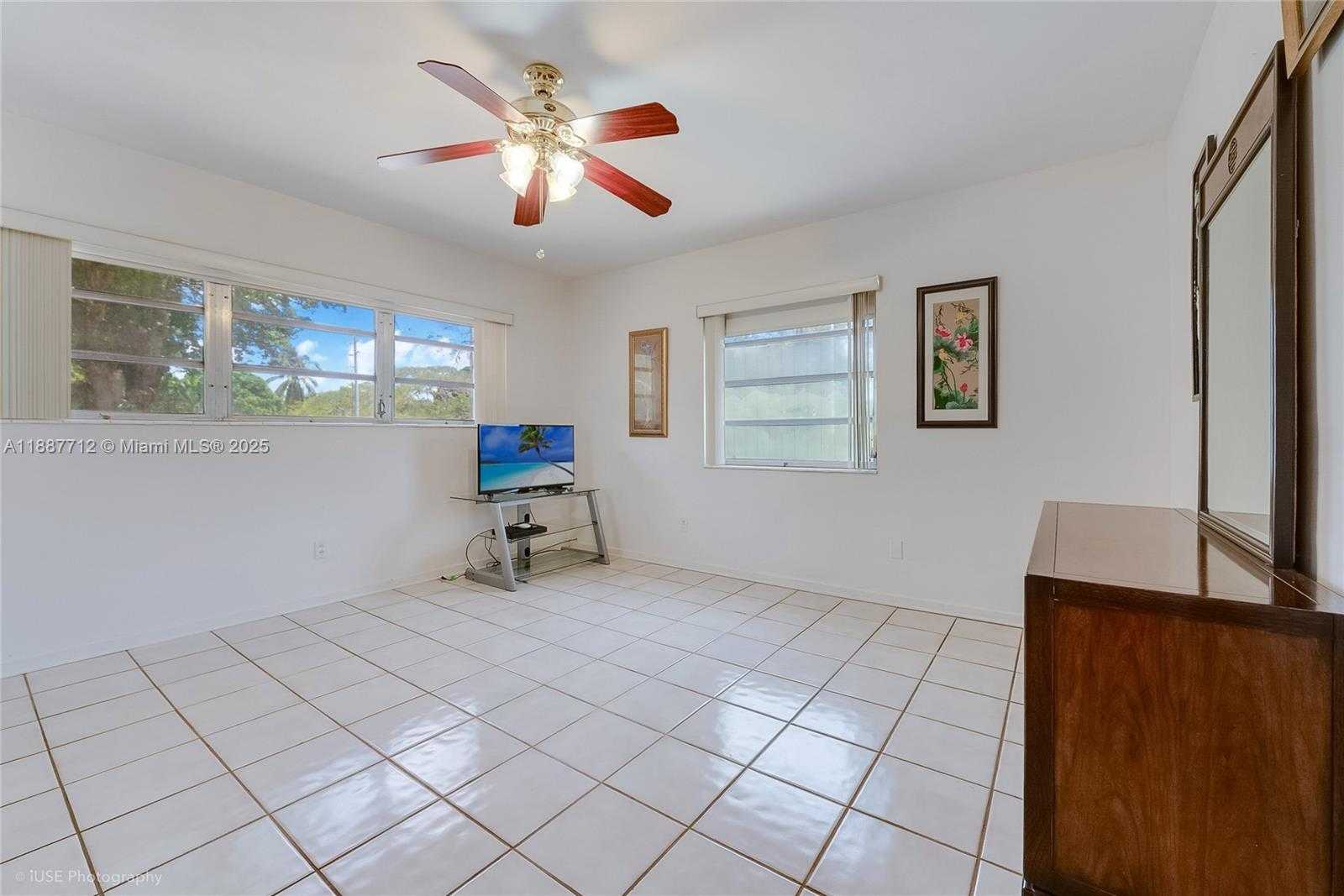 Small Image of 6650 SOUTH WEST 85TH AVE, Miami Number 16