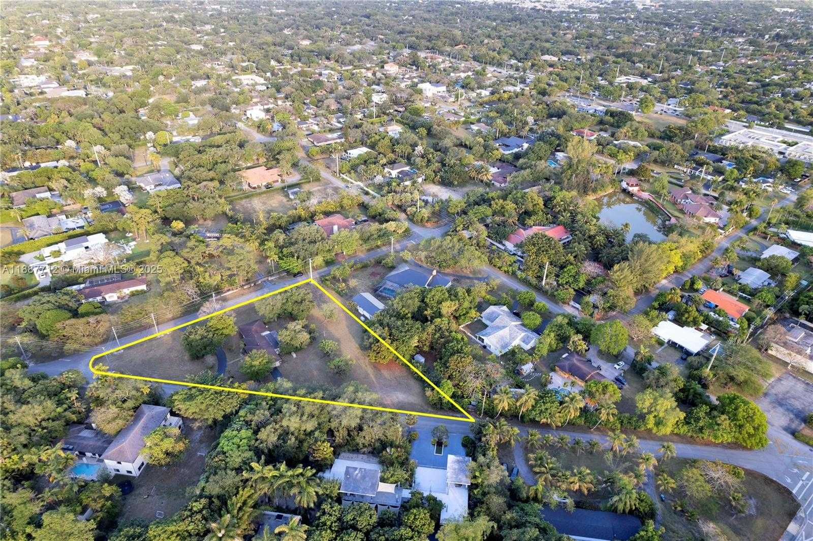 Small Image of 6650 SOUTH WEST 85TH AVE, Miami Number 6