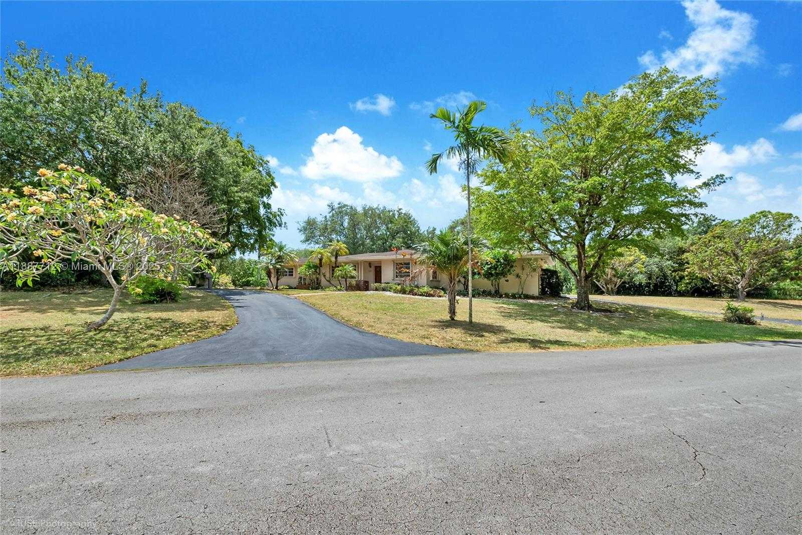 Small Image of 6650 SOUTH WEST 85TH AVE, Miami Number 8