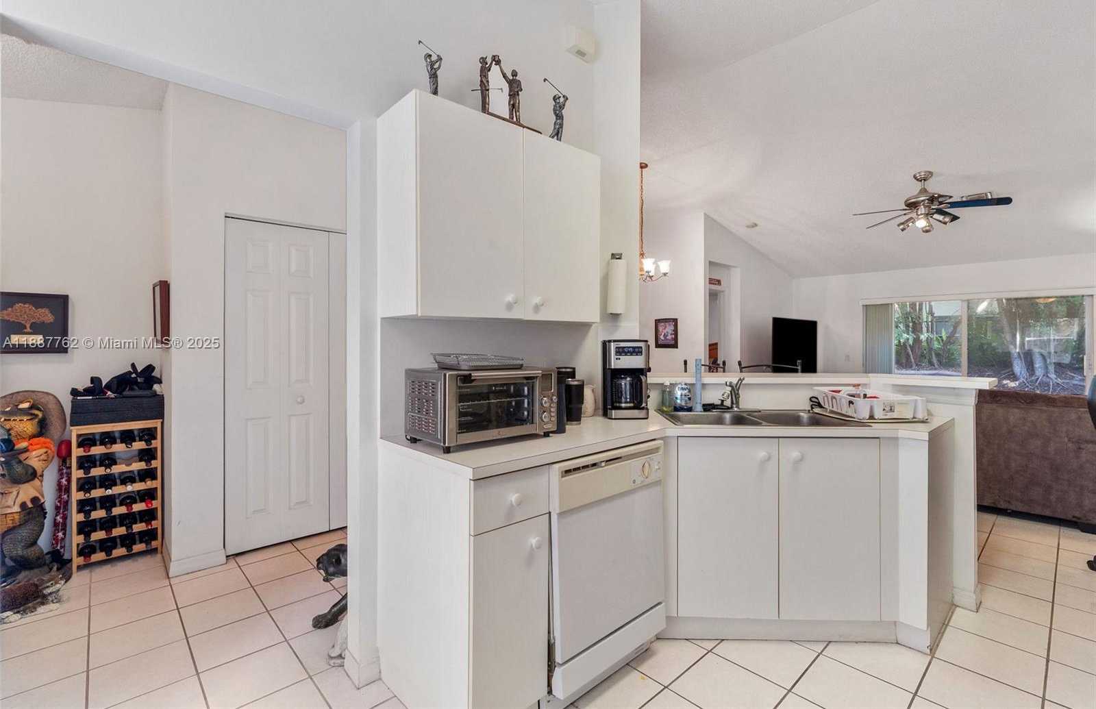 Small Image of 2103 BOREALIS WAY, Weston Number 23
