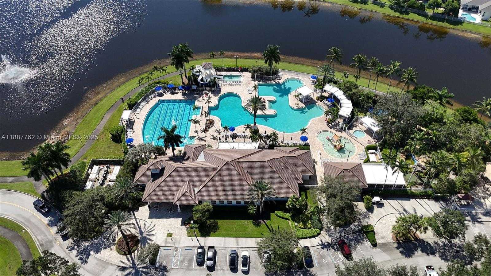 Small Image of 2103 BOREALIS WAY, Weston Number 30
