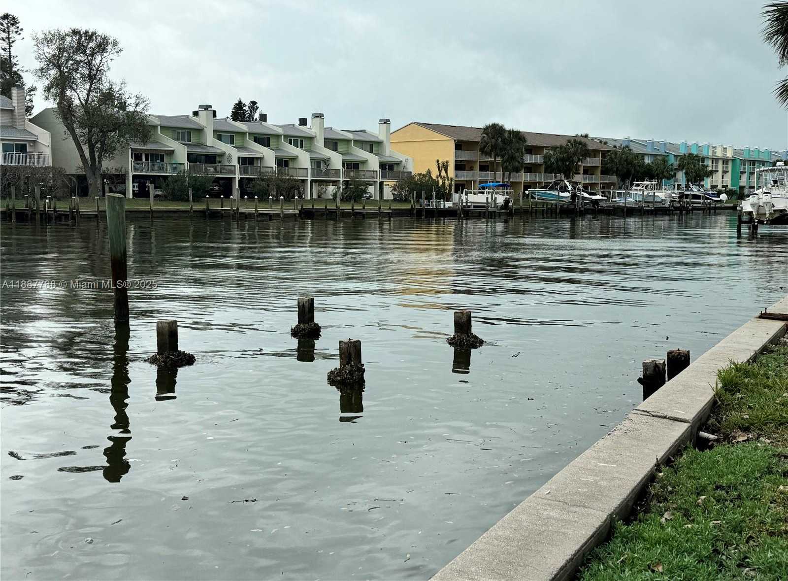 Small Image of 345 BAHIA VISTA DRIVE, Other City - In The State Of Florida Number 5