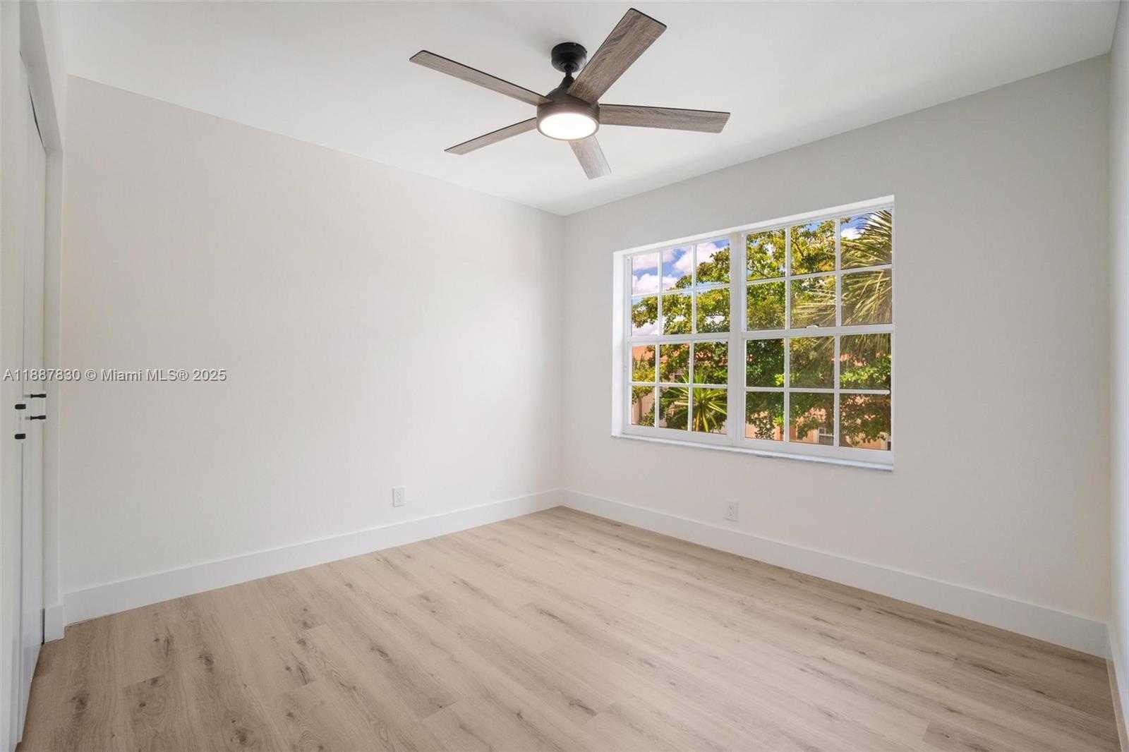 Small Image of 10728 OAK LAKE WAY, Boca Raton Number 12