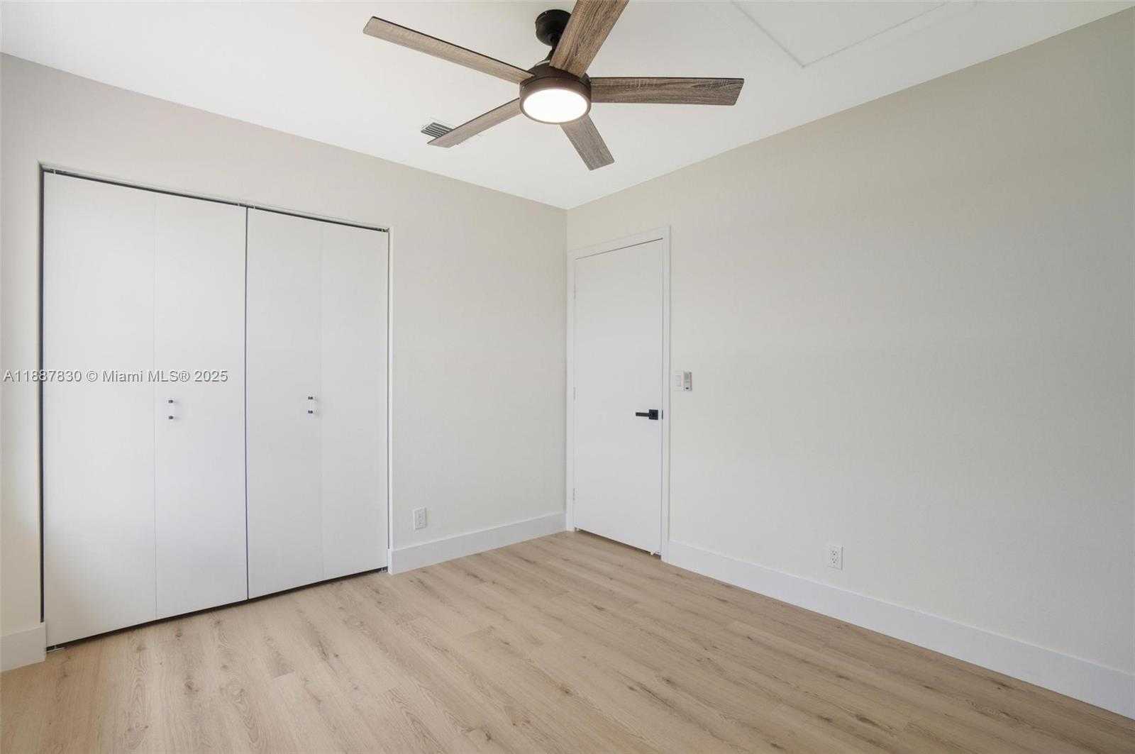 Small Image of 10728 OAK LAKE WAY, Boca Raton Number 13
