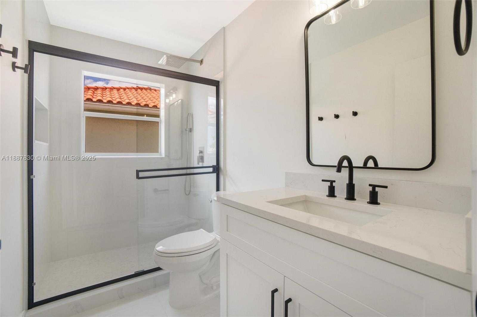 Small Image of 10728 OAK LAKE WAY, Boca Raton Number 15