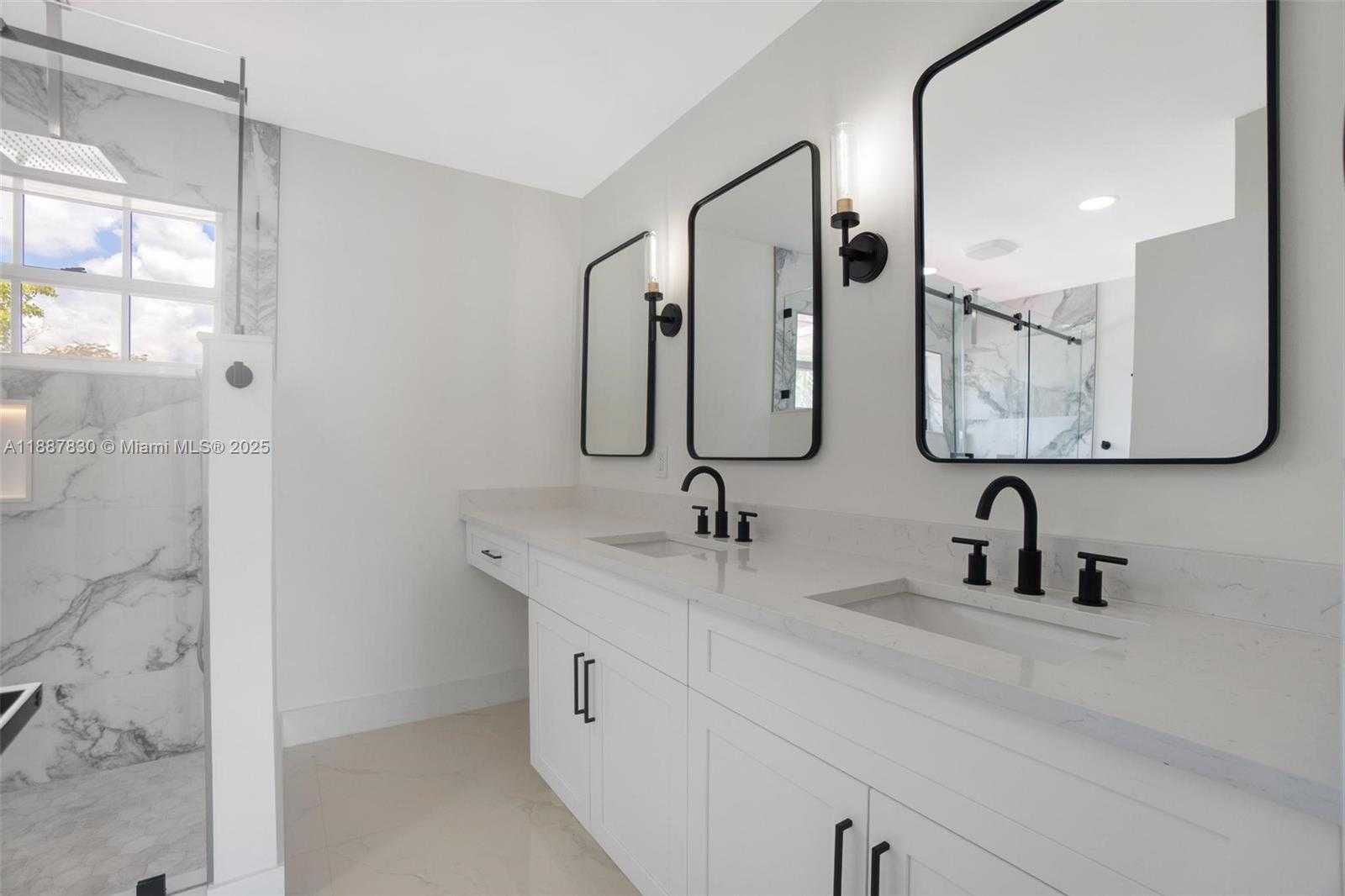 Small Image of 10728 OAK LAKE WAY, Boca Raton Number 19