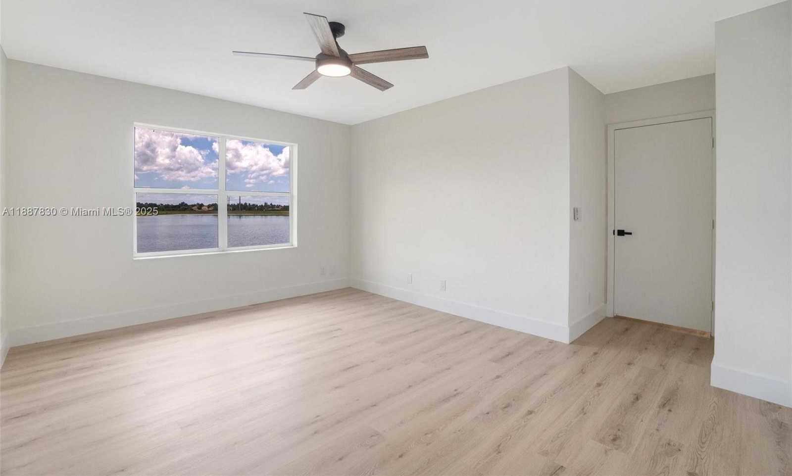 Small Image of 10728 OAK LAKE WAY, Boca Raton Number 23