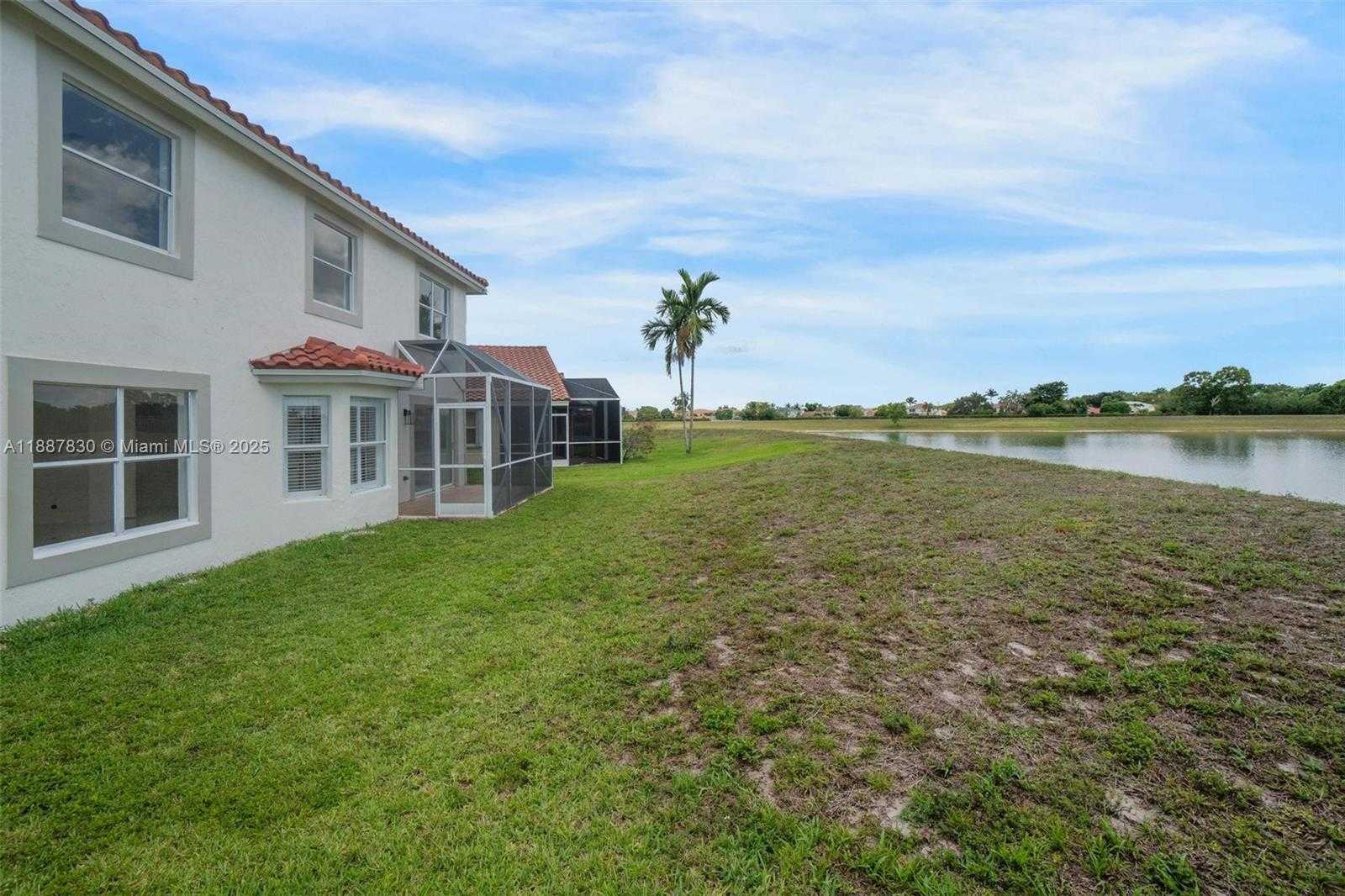 Small Image of 10728 OAK LAKE WAY, Boca Raton Number 25