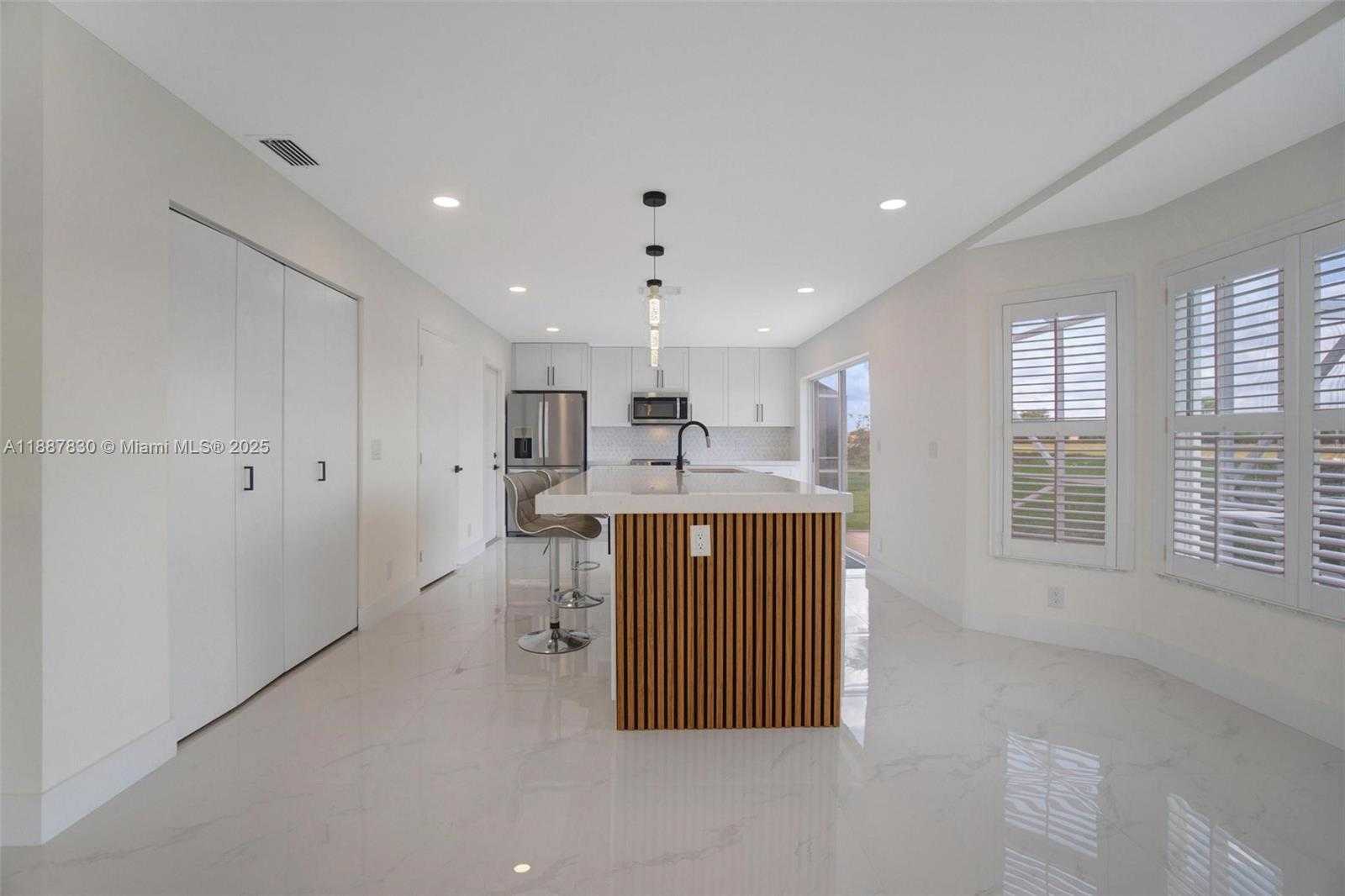 Small Image of 10728 OAK LAKE WAY, Boca Raton Number 7