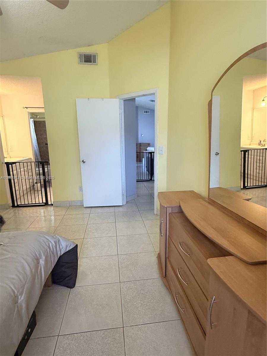 Small Image of 18456 NORTH WEST 22ND ST, Pembroke Pines Number 19