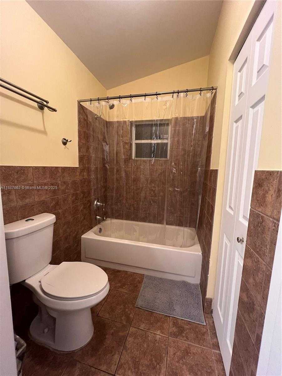 Small Image of 18456 NORTH WEST 22ND ST, Pembroke Pines Number 22
