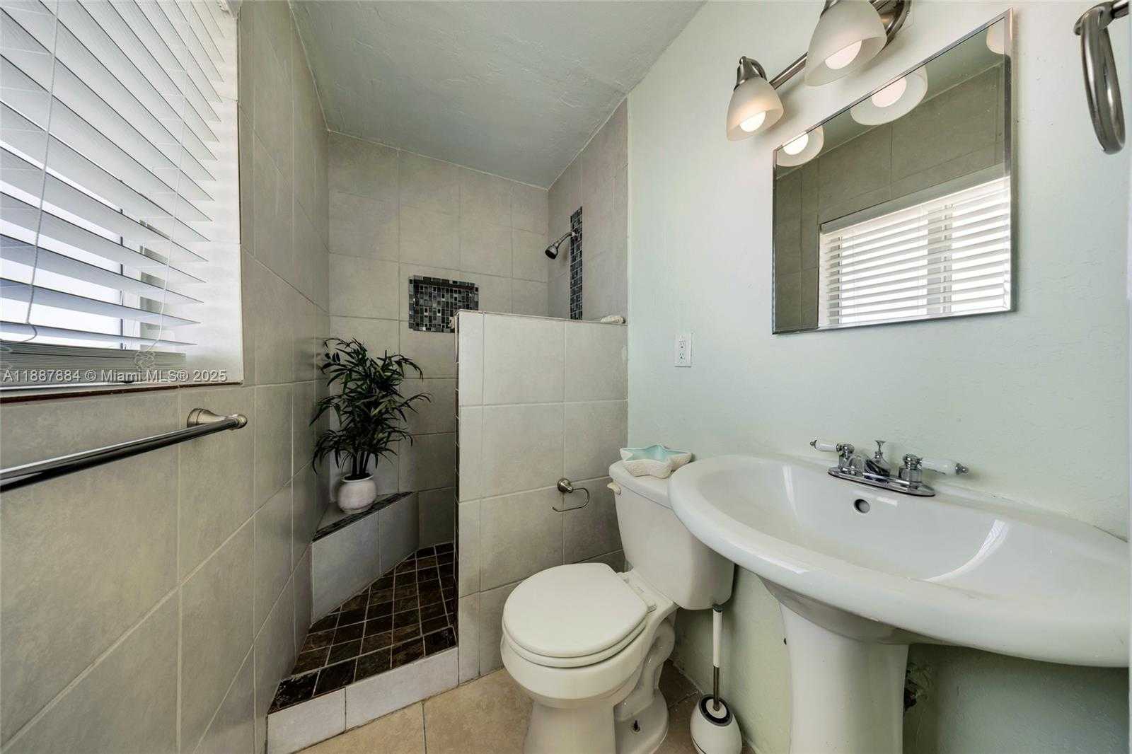 Small Image of 1320 NORTH EAST 27TH AVE, Pompano Beach Number 35