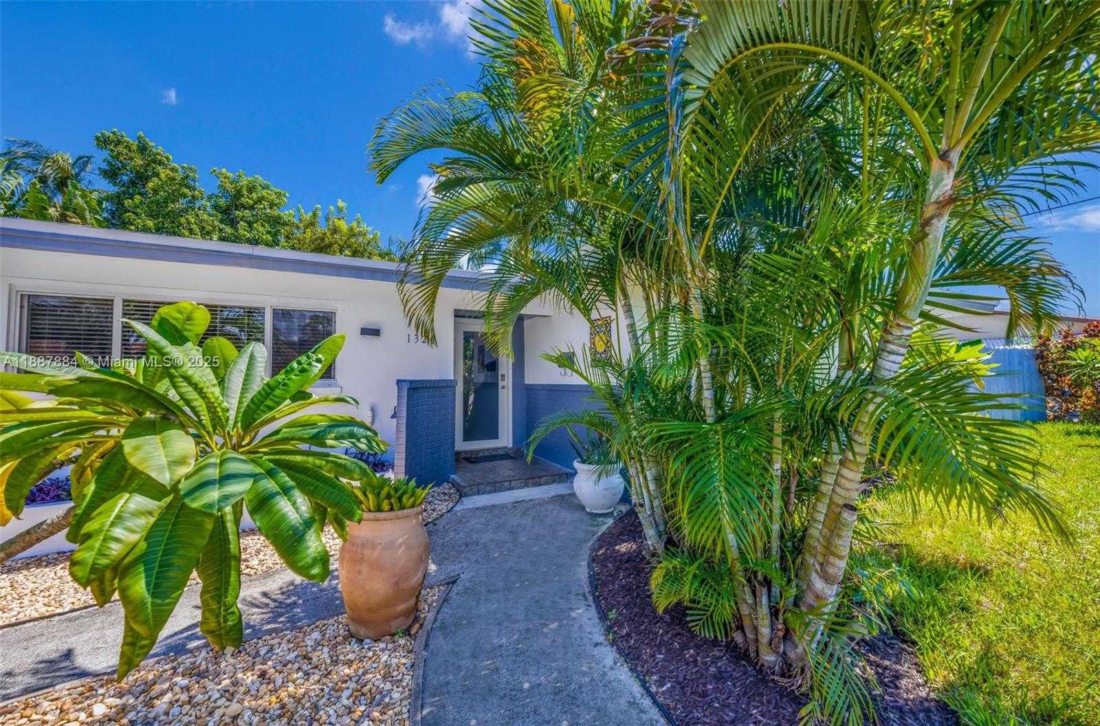 Small Image of 1320 NORTH EAST 27TH AVE, Pompano Beach Number 4