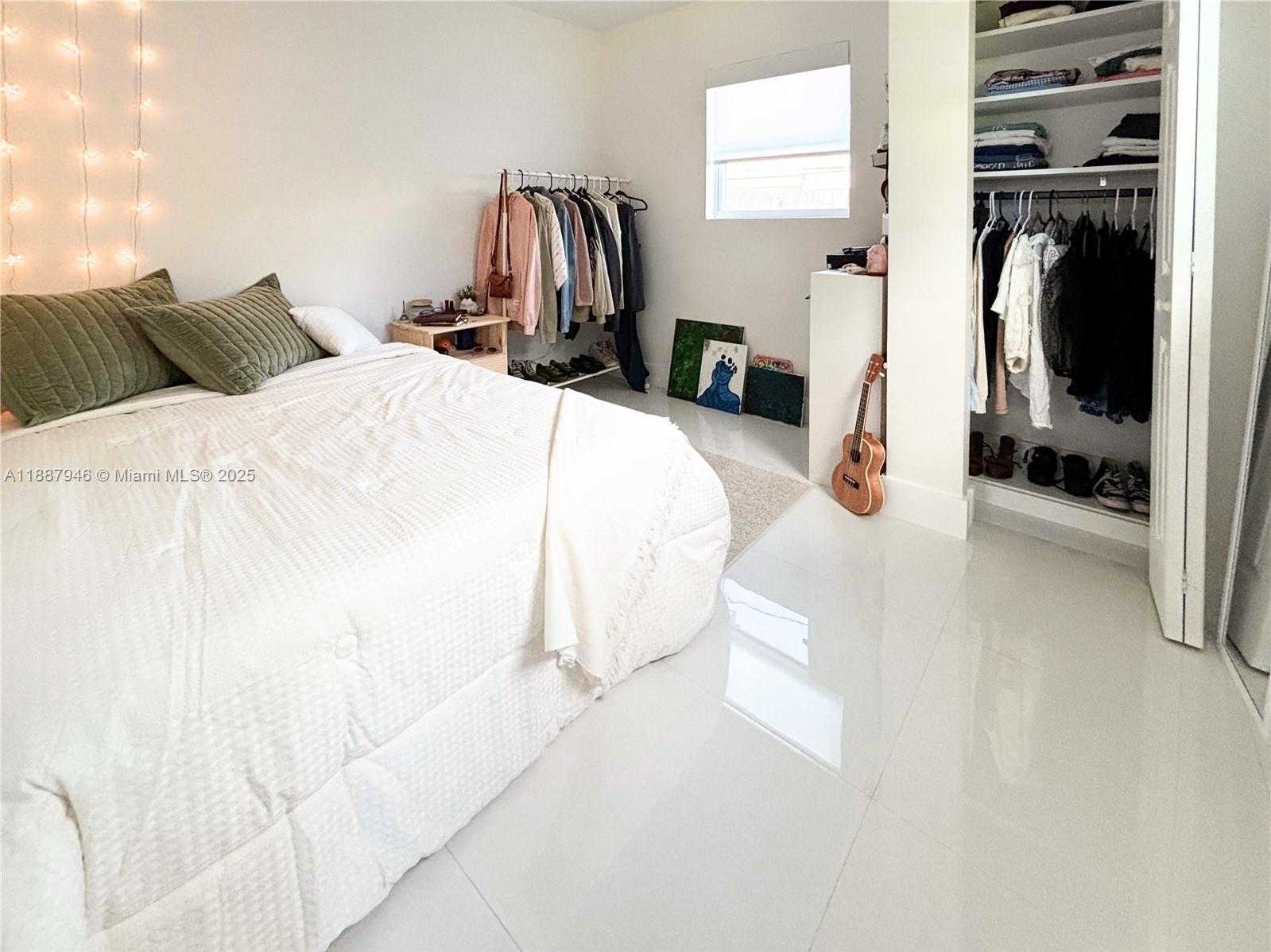 Small Image of 9420 DOMINICAN DR, Cutler Bay Number 10