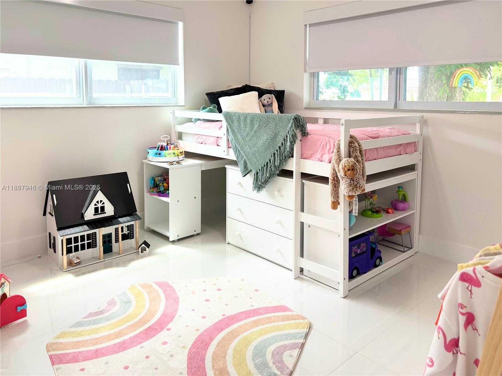 Small Image of 9420 DOMINICAN DR, Cutler Bay Number 16