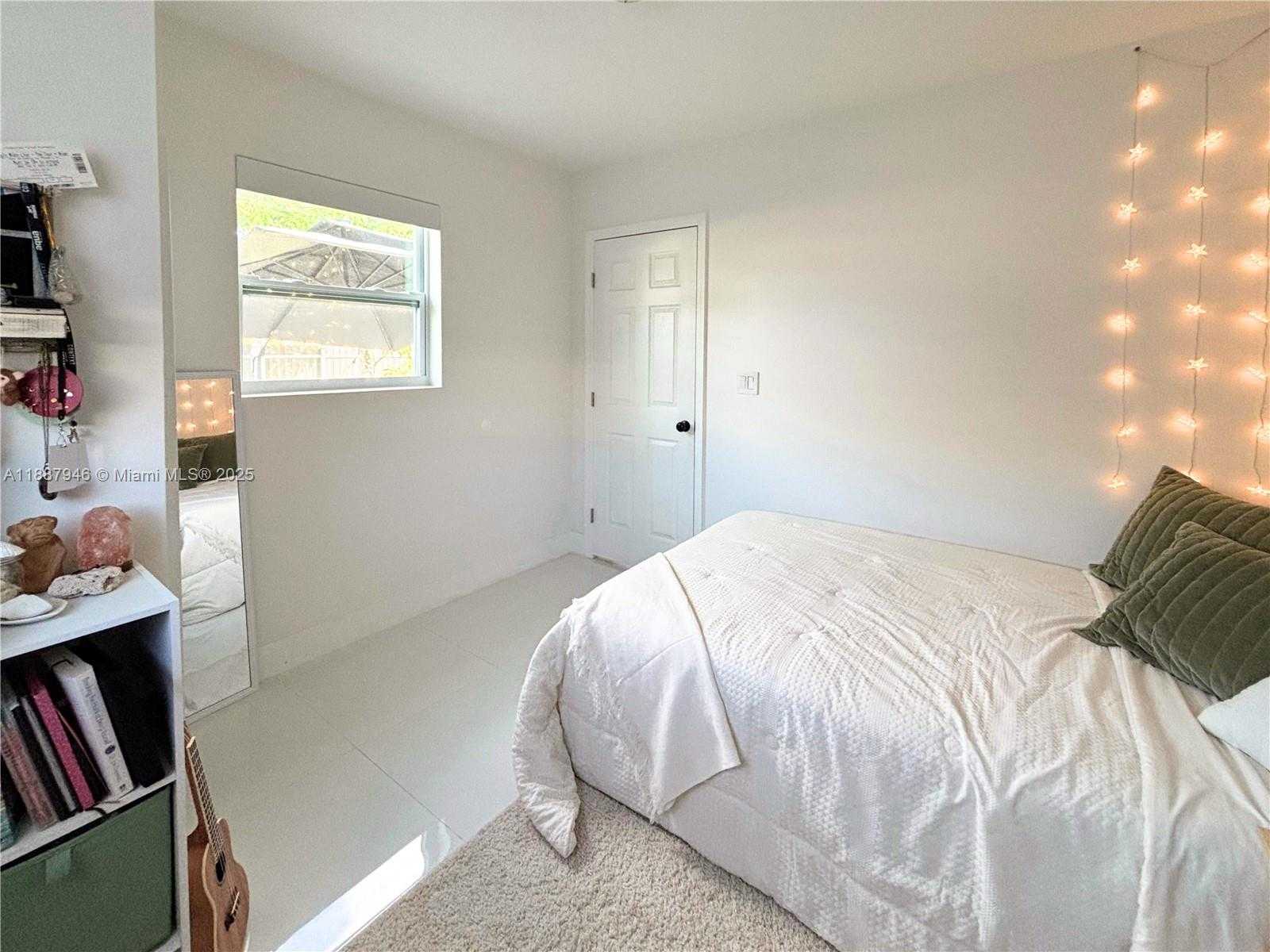Small Image of 9420 DOMINICAN DR, Cutler Bay Number 9