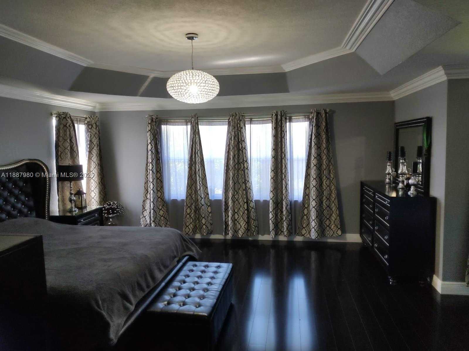 Small Image of 1942 SOUTH WEST 156TH AVE, Miramar Number 25