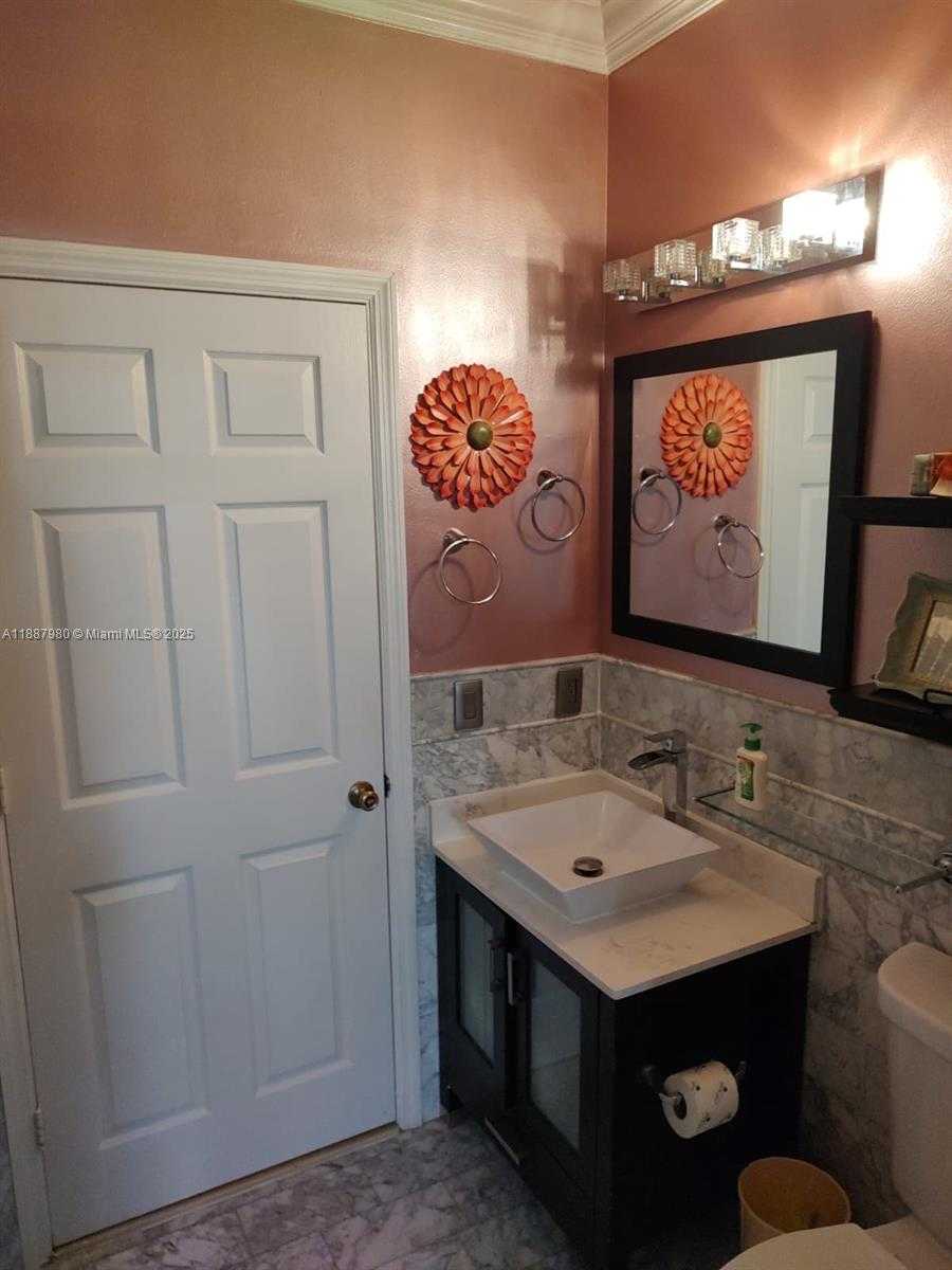 Small Image of 1942 SOUTH WEST 156TH AVE, Miramar Number 38