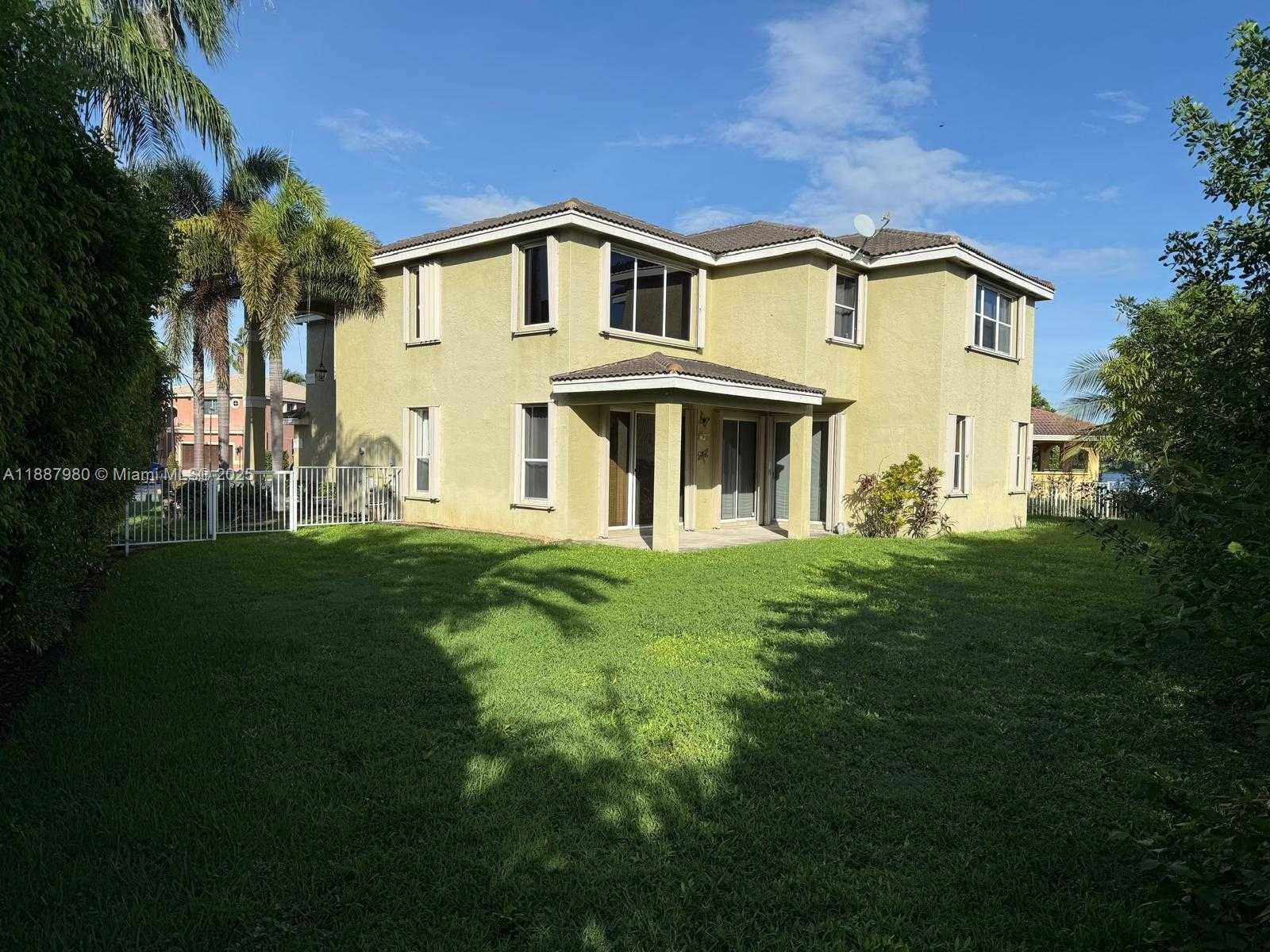 Small Image of 1942 SOUTH WEST 156TH AVE, Miramar Number 45
