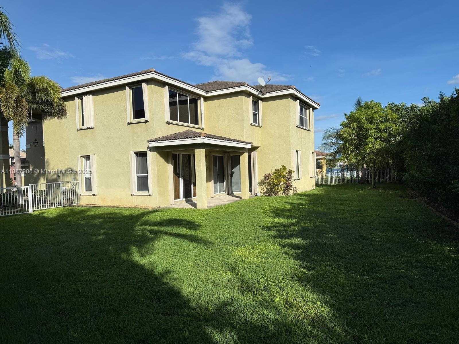 Small Image of 1942 SOUTH WEST 156TH AVE, Miramar Number 46