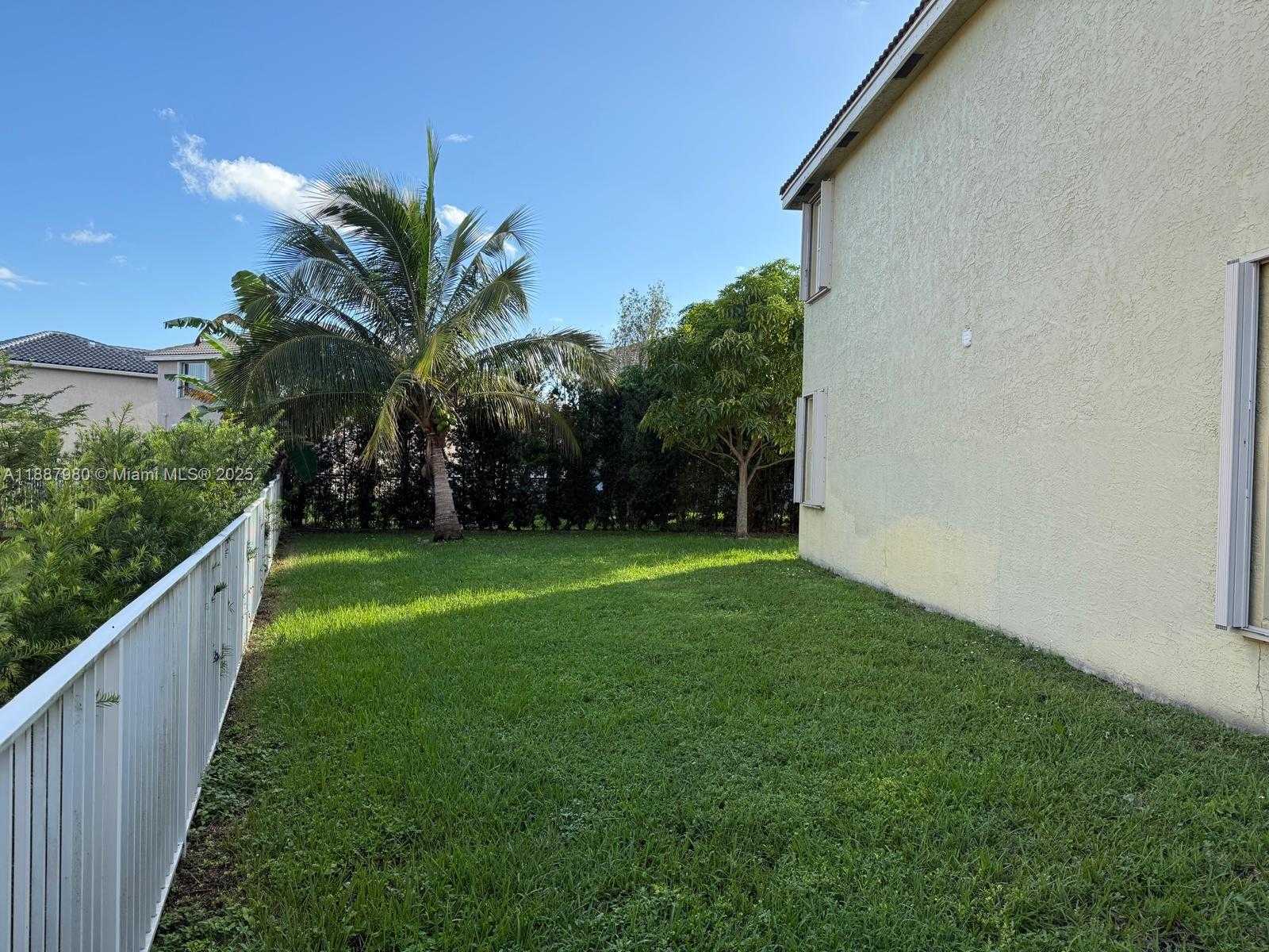 Small Image of 1942 SOUTH WEST 156TH AVE, Miramar Number 48