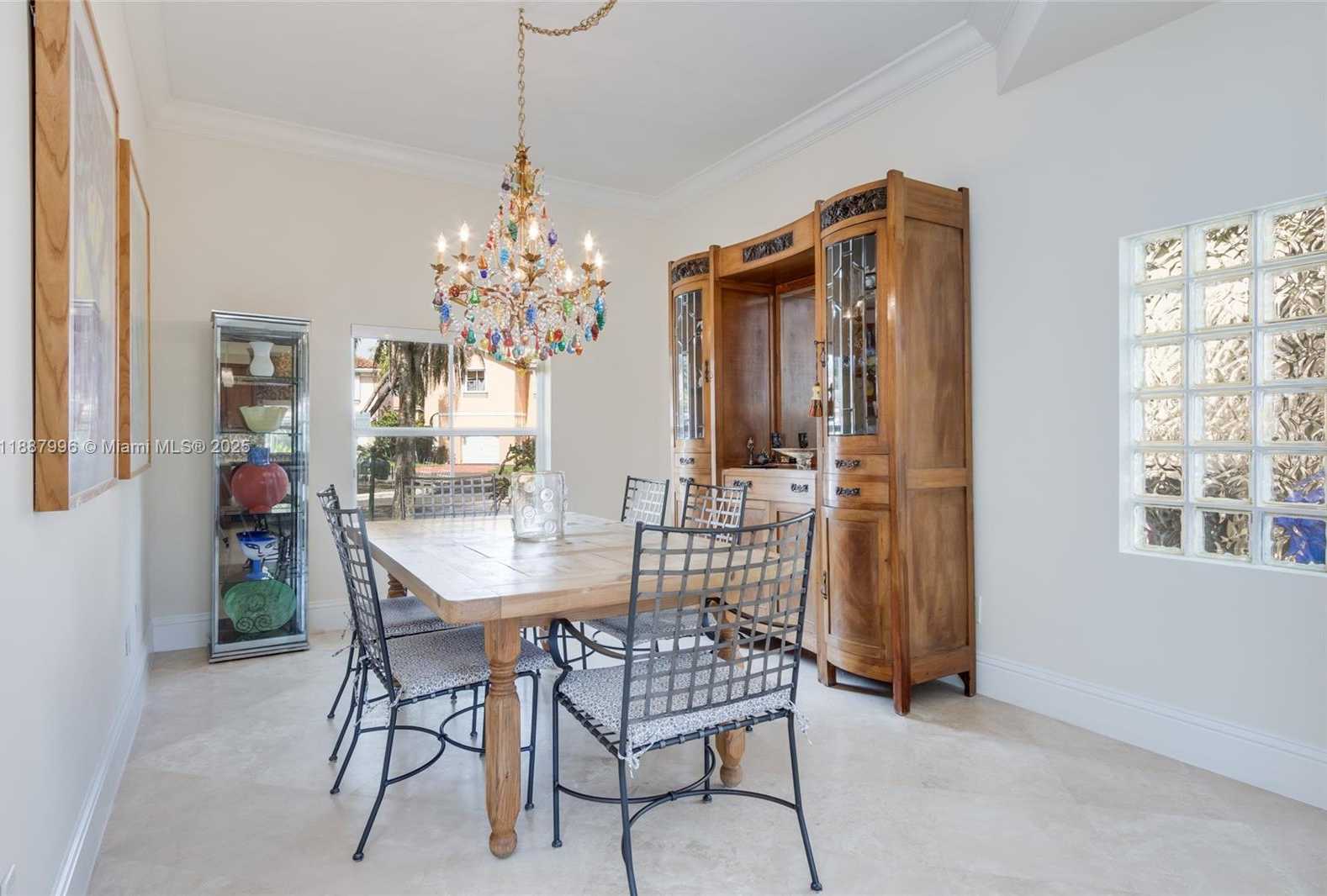 Small Image of 1526 EAST LAKE CT, Hollywood Number 20