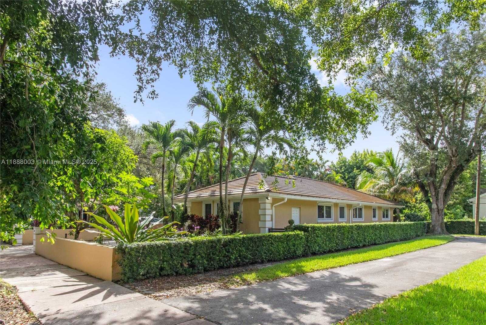 Small Image of 1512 SAN RAFAEL AVE, Coral Gables Number 26