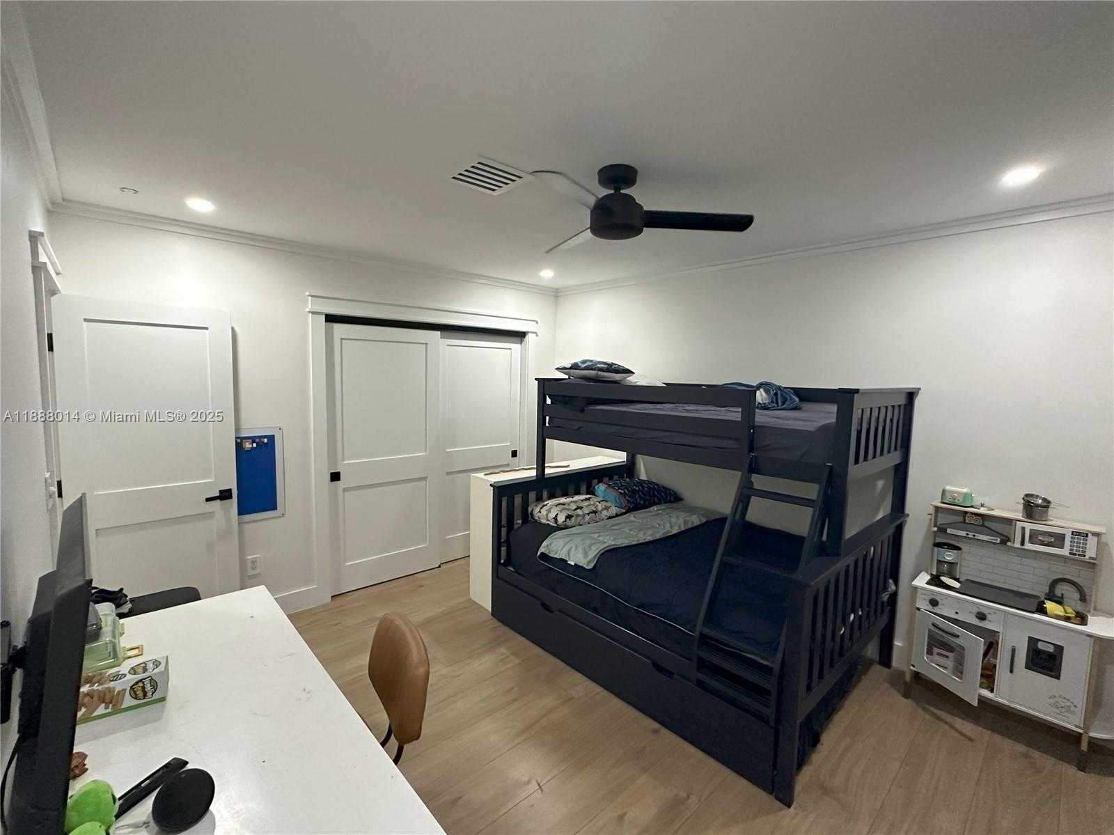 Small Image of 15812 SOUTH WEST 83RD CT, Palmetto Bay Number 22