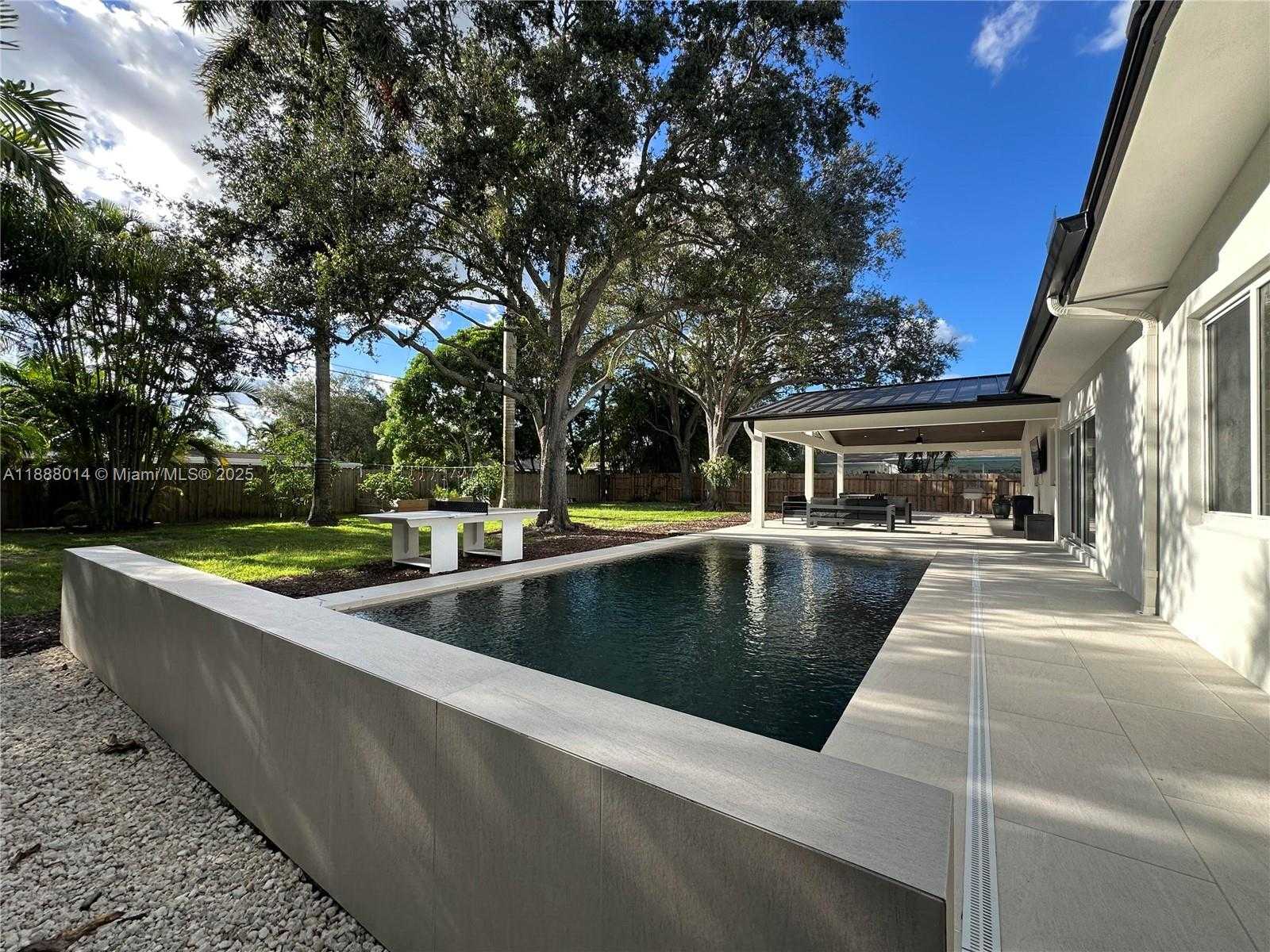 Small Image of 15812 SOUTH WEST 83RD CT, Palmetto Bay Number 5