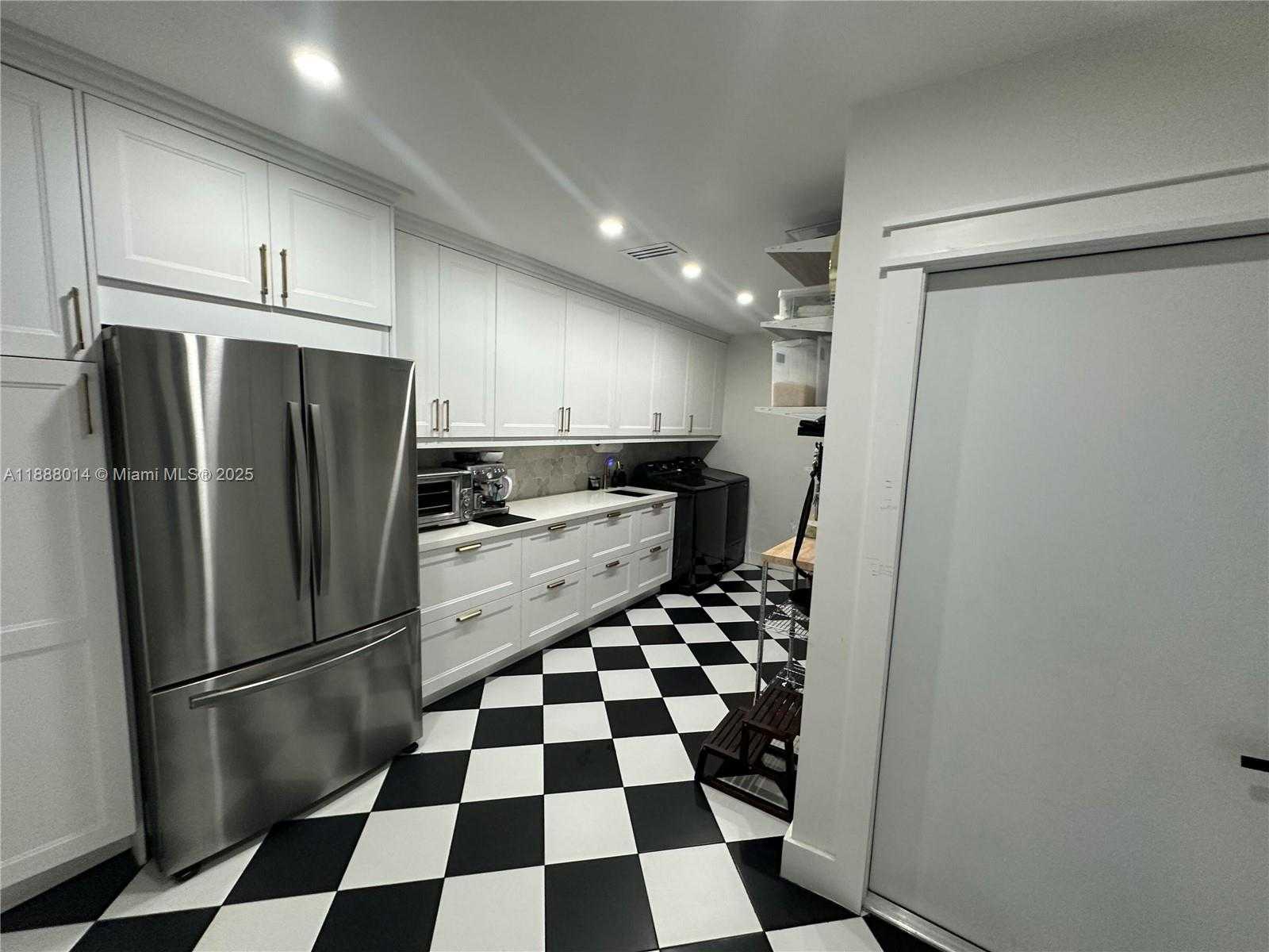 Small Image of 15812 SOUTH WEST 83RD CT, Palmetto Bay Number 9