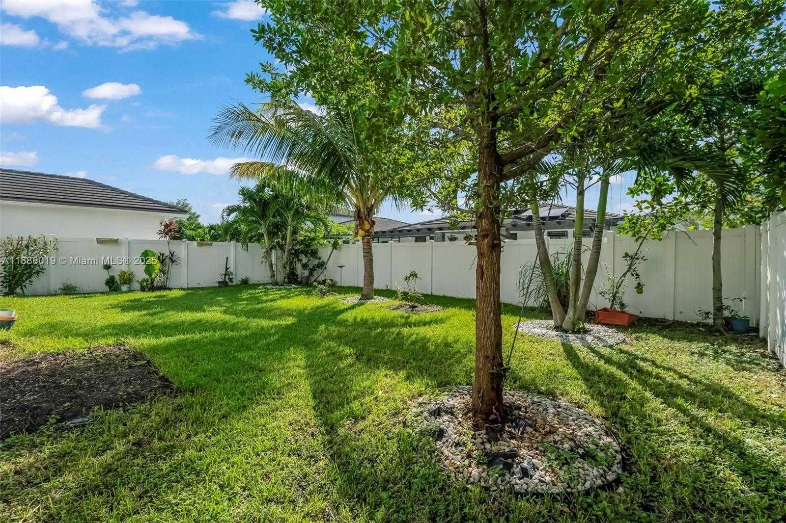 Small Image of 23238 SOUTH WEST 107TH AVE, Homestead Number 19