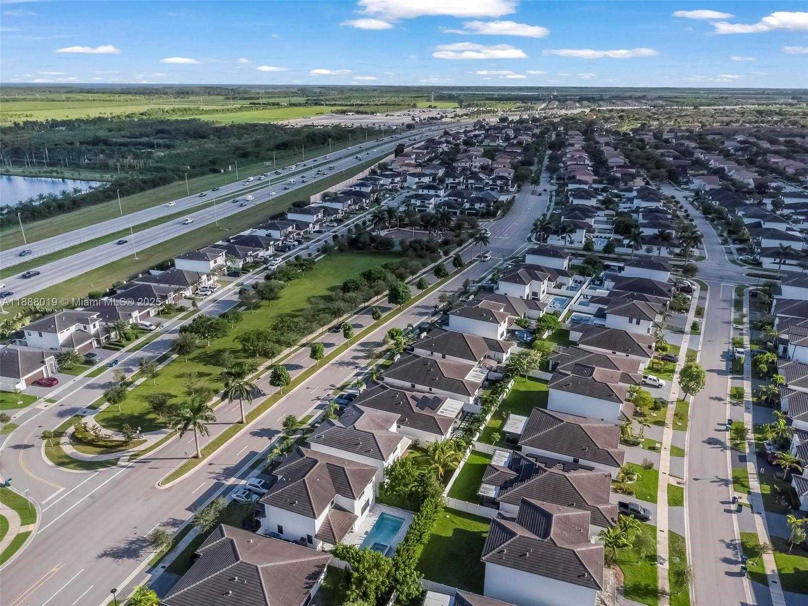 Small Image of 23238 SOUTH WEST 107TH AVE, Homestead Number 21