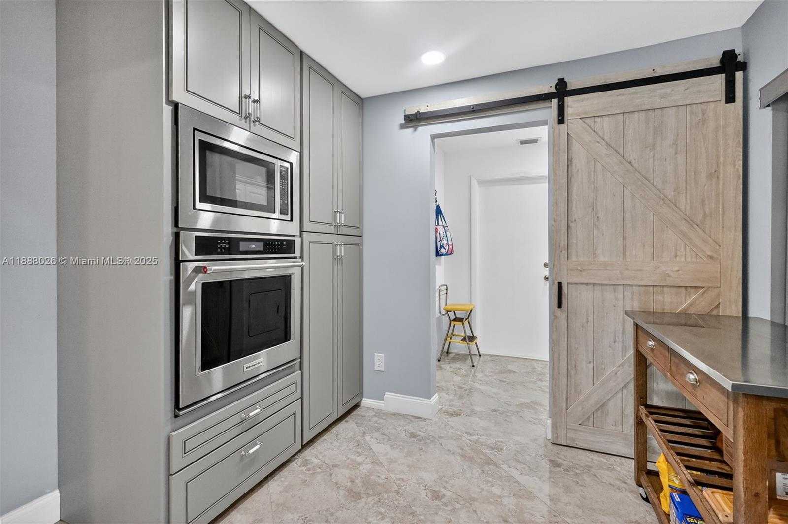 Small Image of 8860 SOUTH WEST 49TH CT, Cooper City Number 43