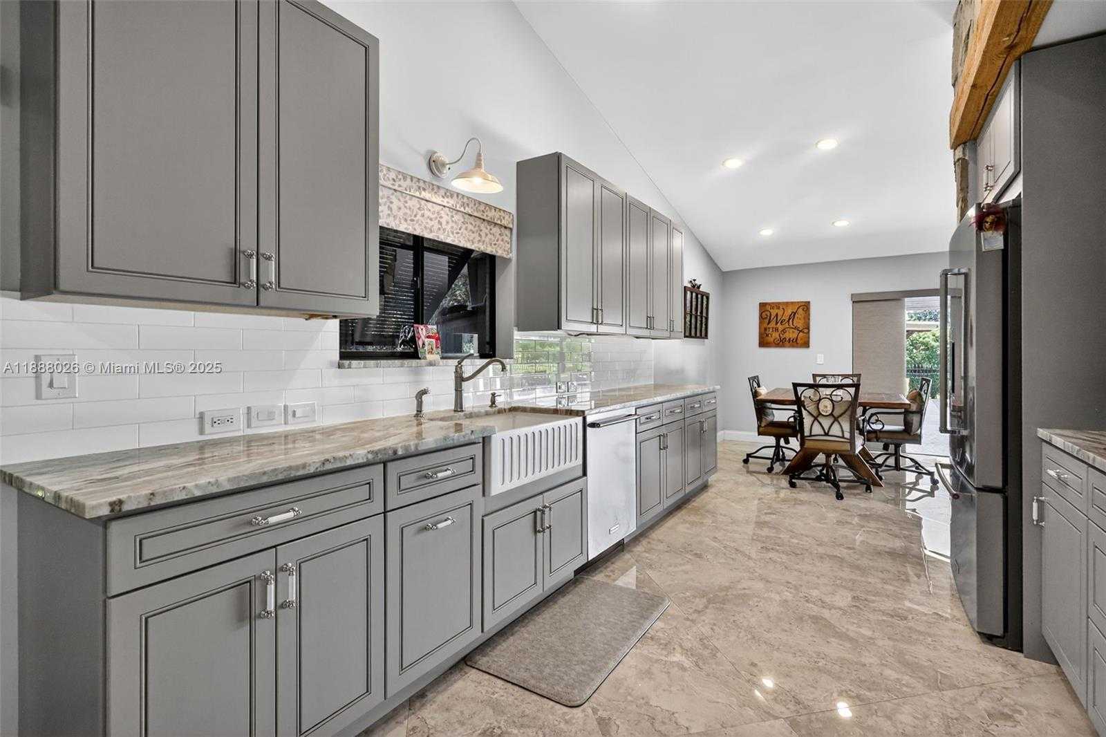 Small Image of 8860 SOUTH WEST 49TH CT, Cooper City Number 46