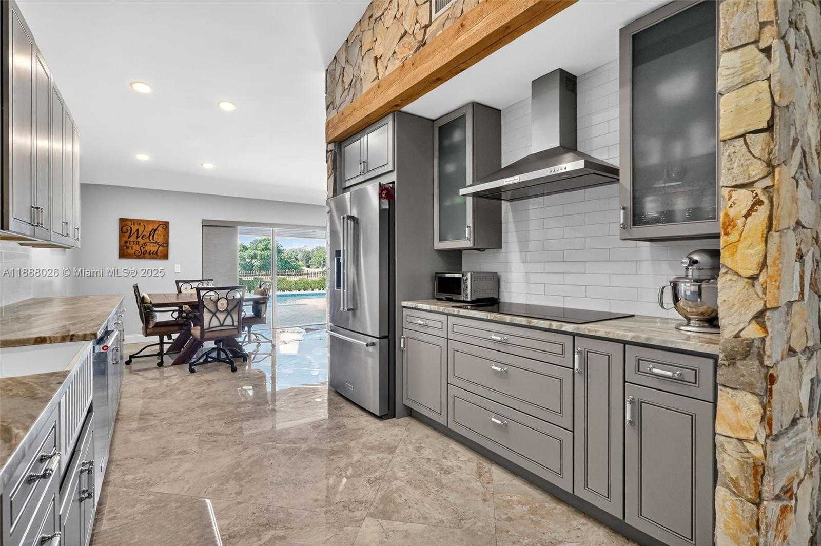 Small Image of 8860 SOUTH WEST 49TH CT, Cooper City Number 47