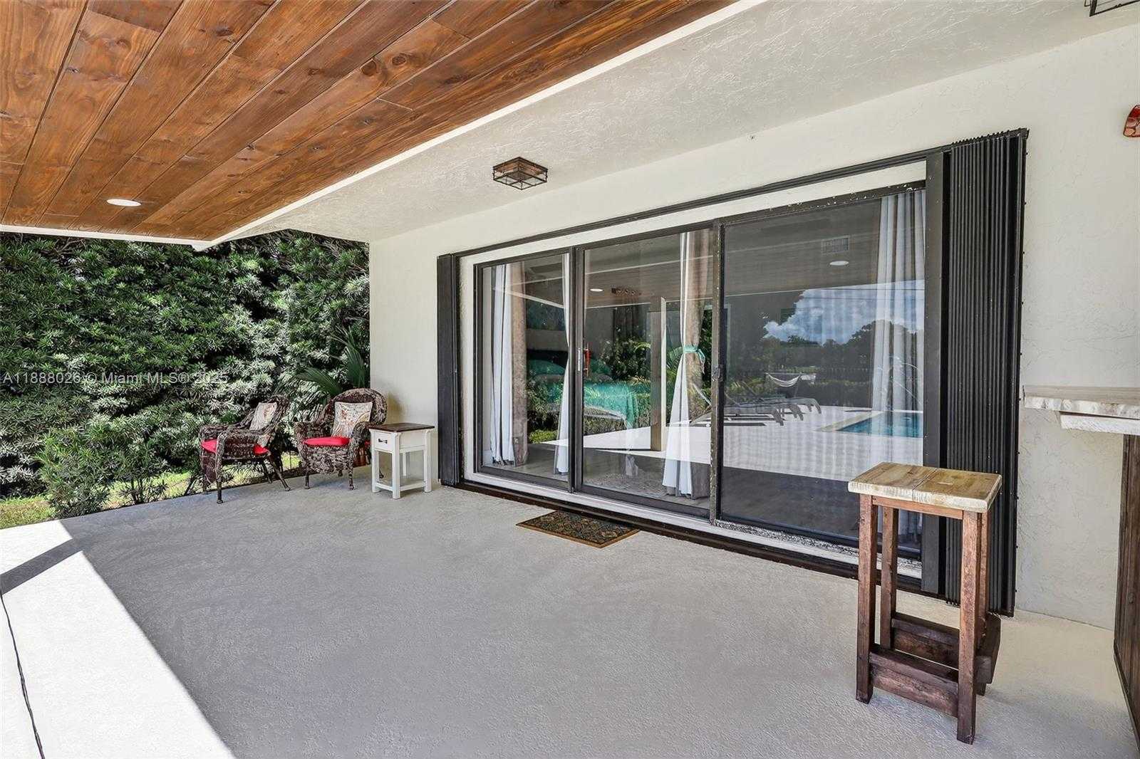 Small Image of 8860 SOUTH WEST 49TH CT, Cooper City Number 61