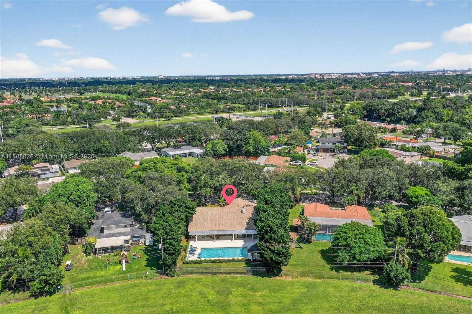 Small Image of 8860 SOUTH WEST 49TH CT, Cooper City Number 81
