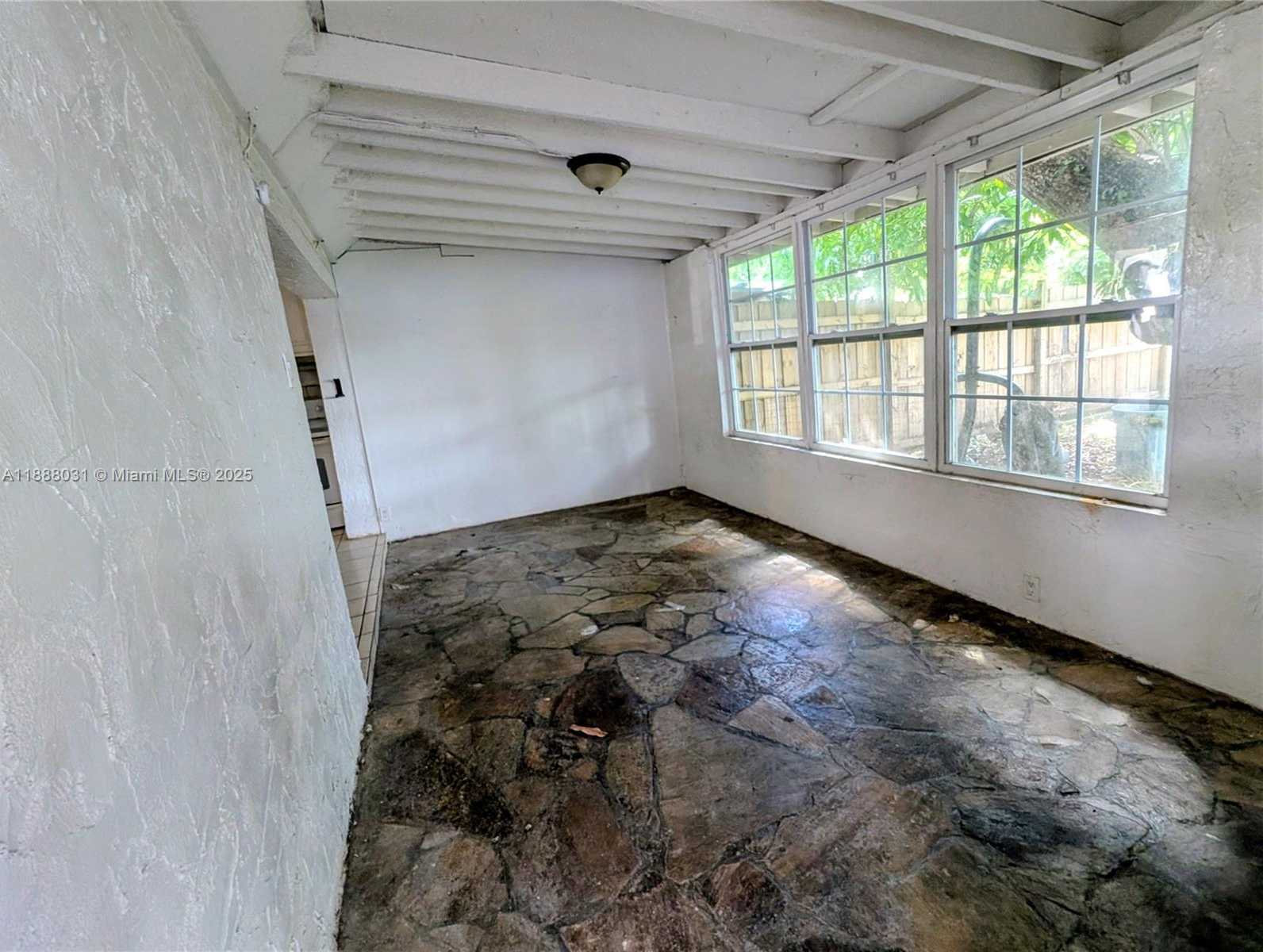 Small Image of 6470 MIRAMAR PKWY, Miramar Number 16