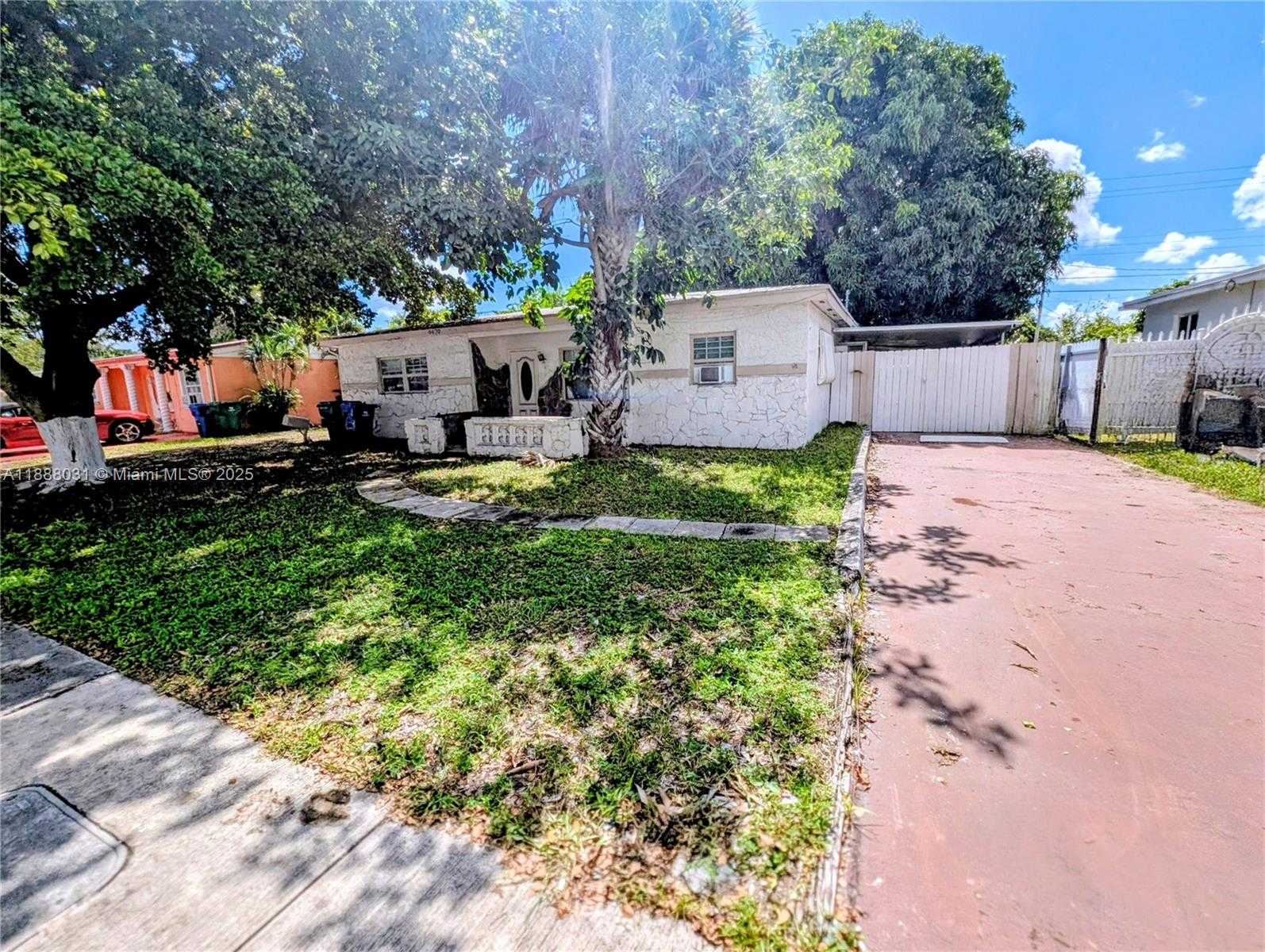 Small Image of 6470 MIRAMAR PKWY, Miramar Number 2